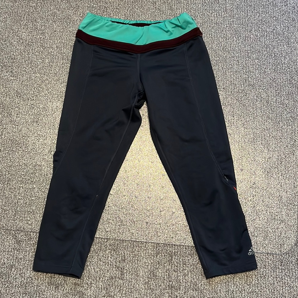 Vintage Adidas Crop Leggings